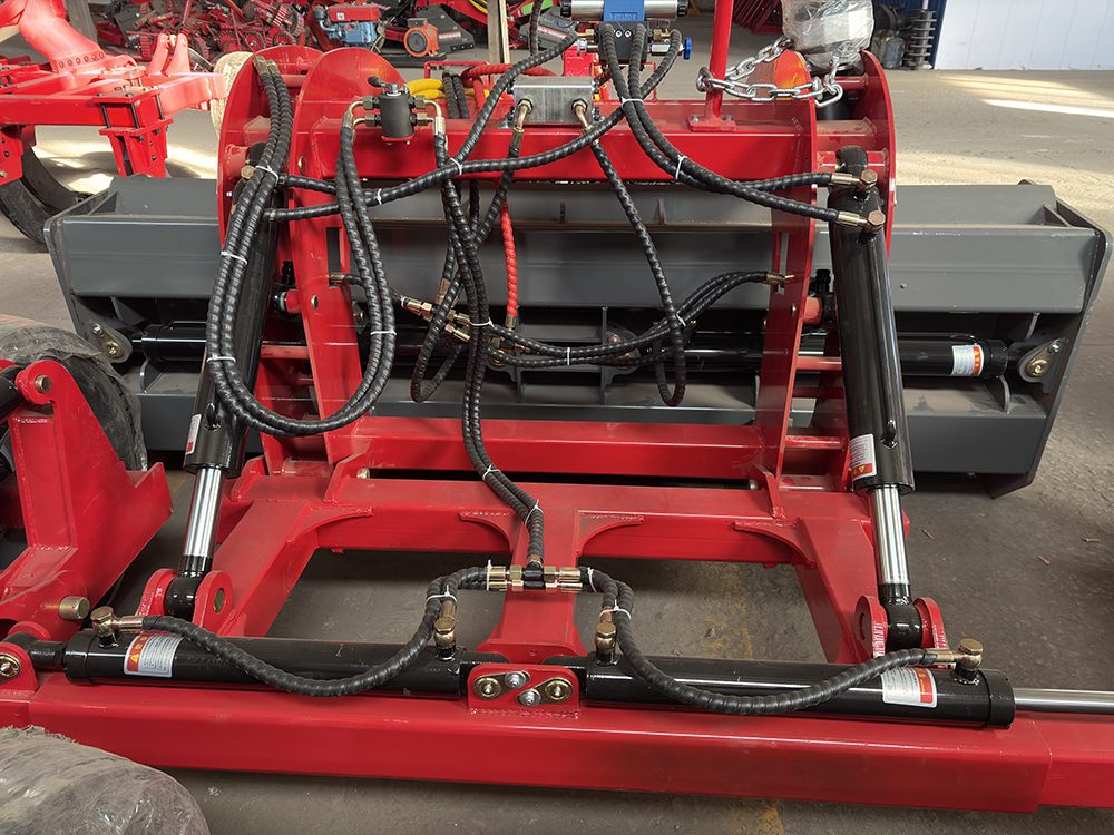 Hydraulic cylinder assembly detail
